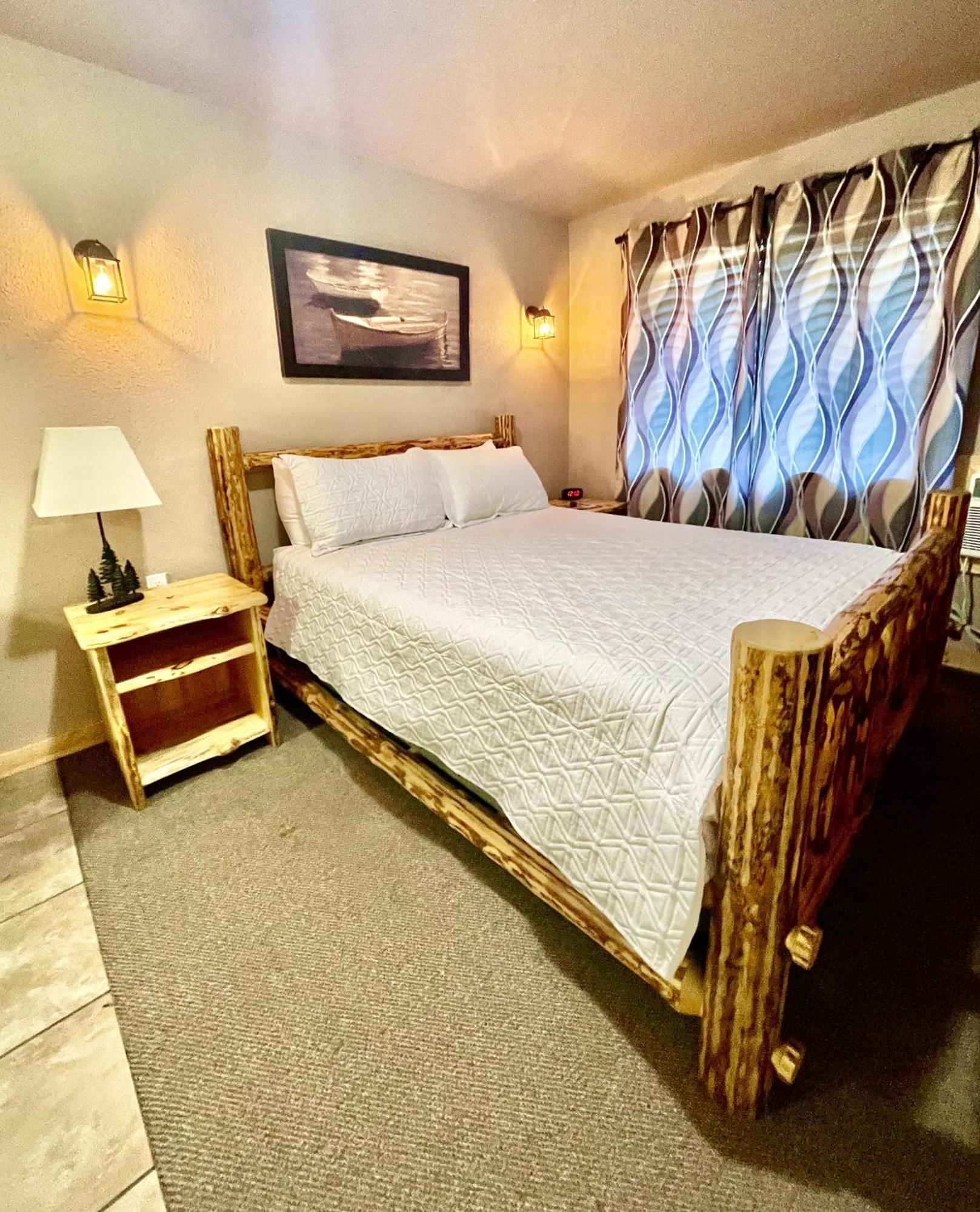 The Idaho Lodge & Rv Park Бонърс Фери Екстериор снимка
