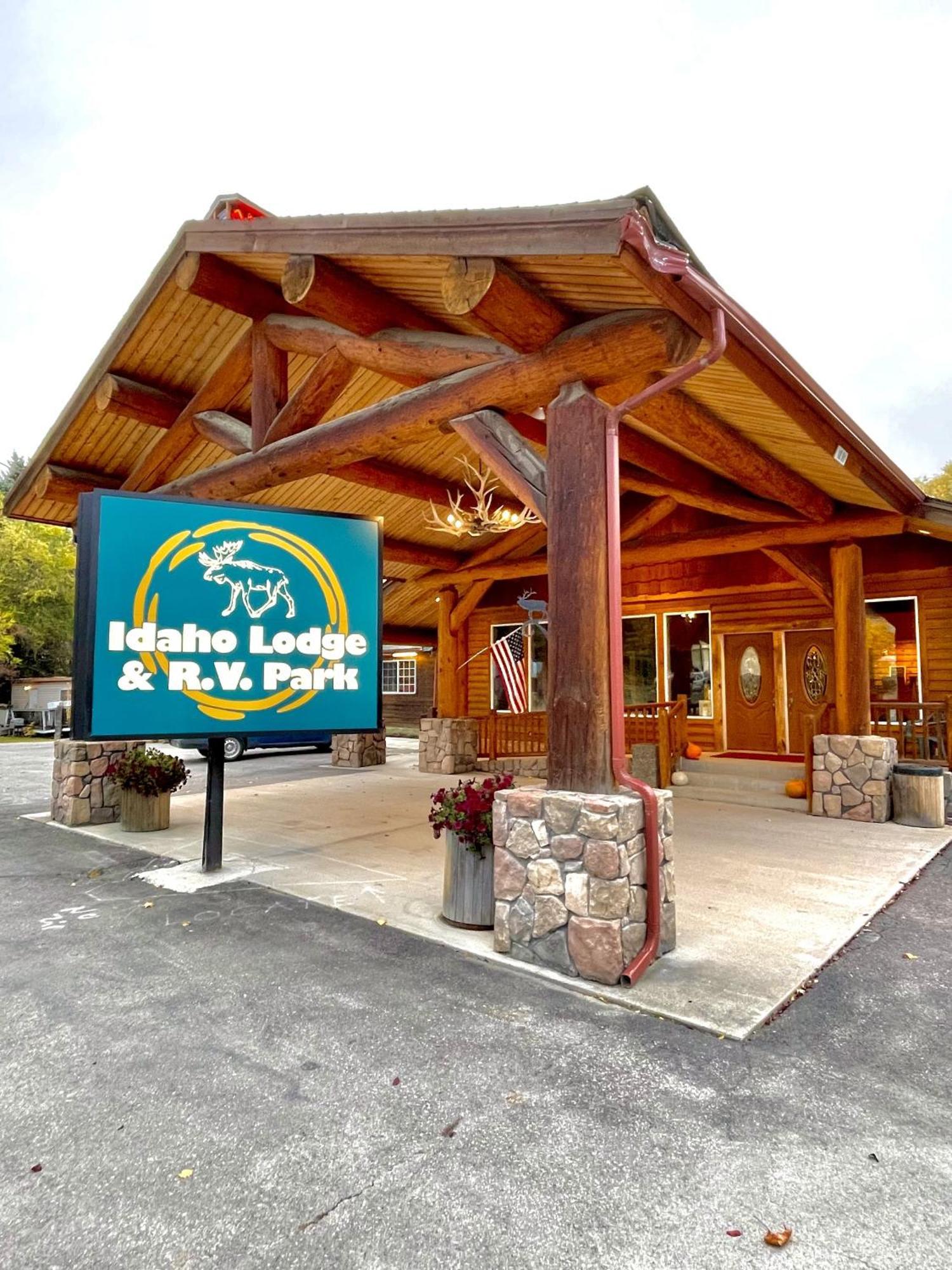 The Idaho Lodge & Rv Park Бонърс Фери Екстериор снимка